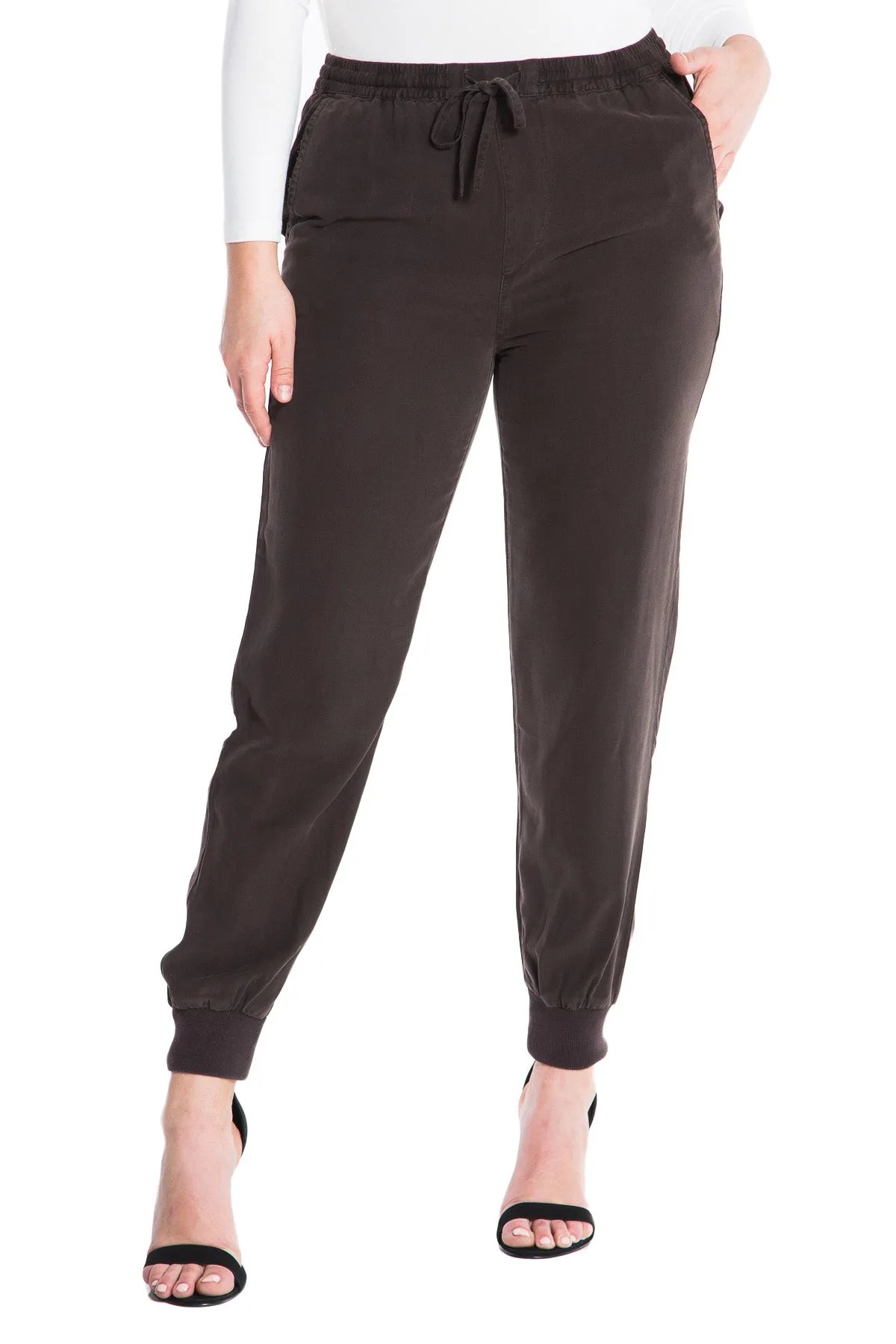 100% Silk jogger in Licorice