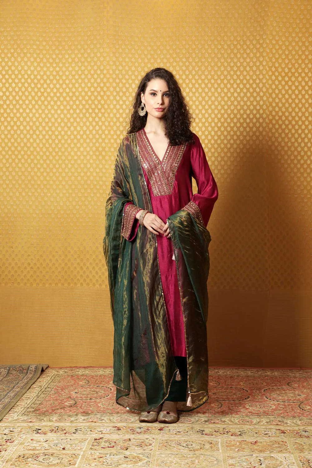 Hand-Embroidered Festival Fuchsia Pure Silk Kurta-Pants Set (Bottle-Green Pants & Dupatta)