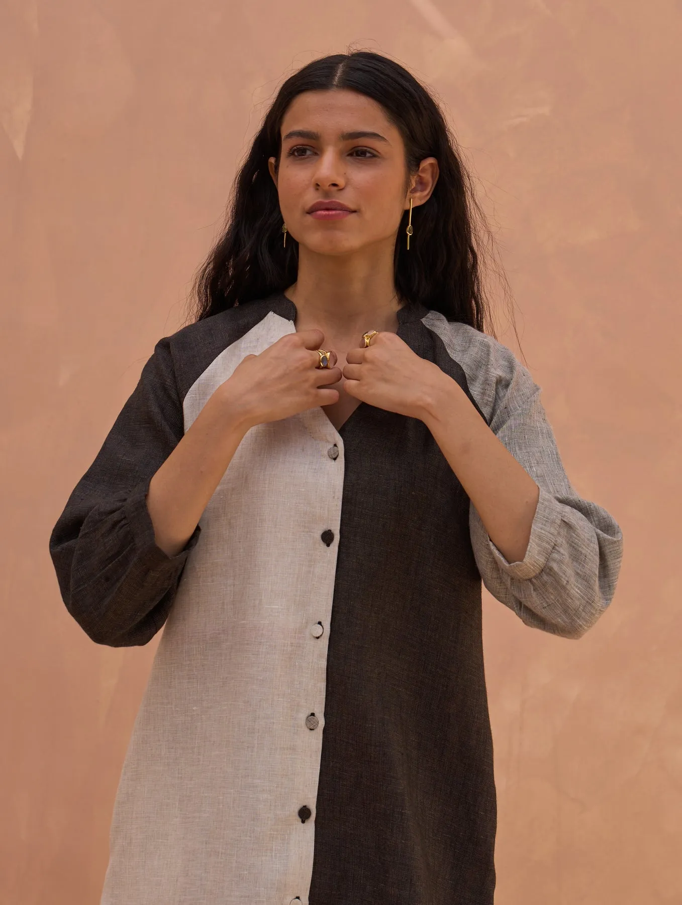 "Lila Color-Blocked Linen Kurta